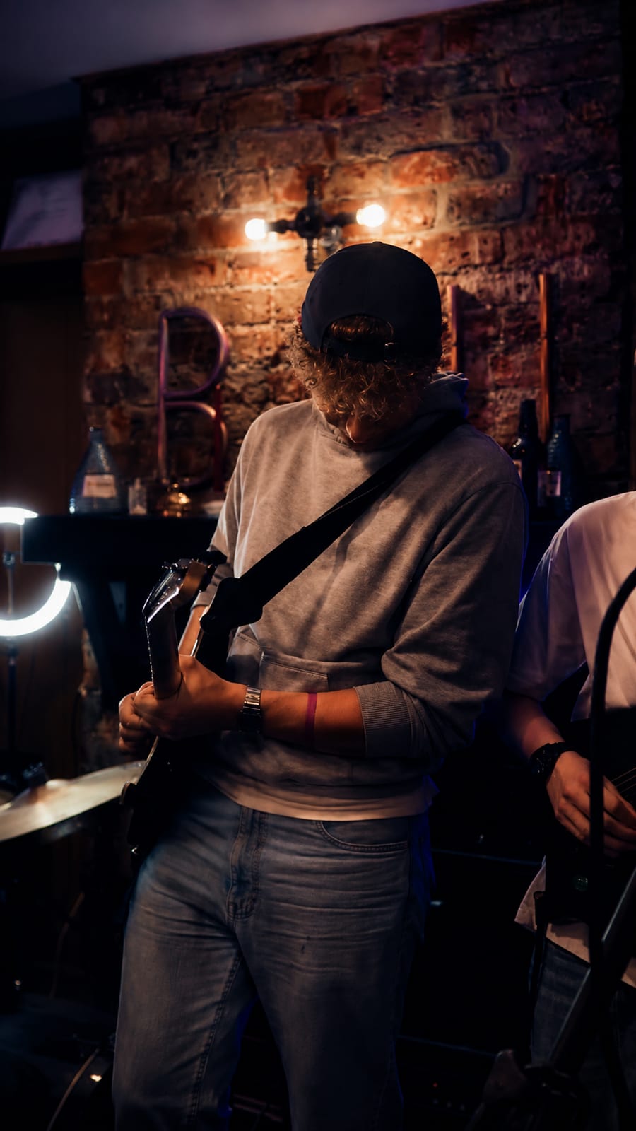 Theo G Cartwright — live on stage